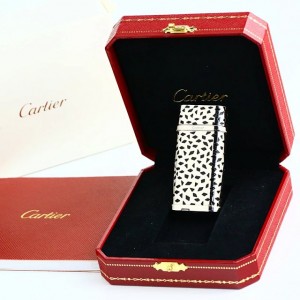 卡地亚Cartier气体打火机银色豹纹镜面短款圆柱新款