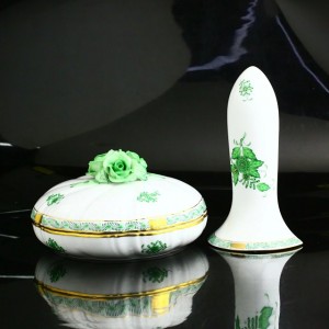 HEREND绿色花朵白瓷花器置物盒